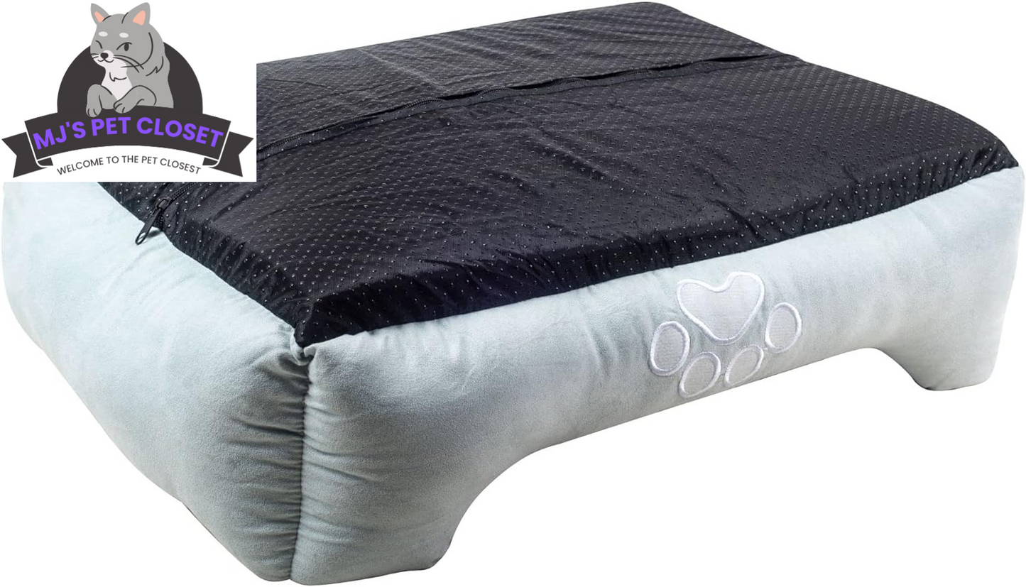 Upgrade your furry friend's comfort with our Medium Orthopedic Rectangle Bolster Pet Bed in Blue! 🐾💙 Perfect for restful naps and support! 